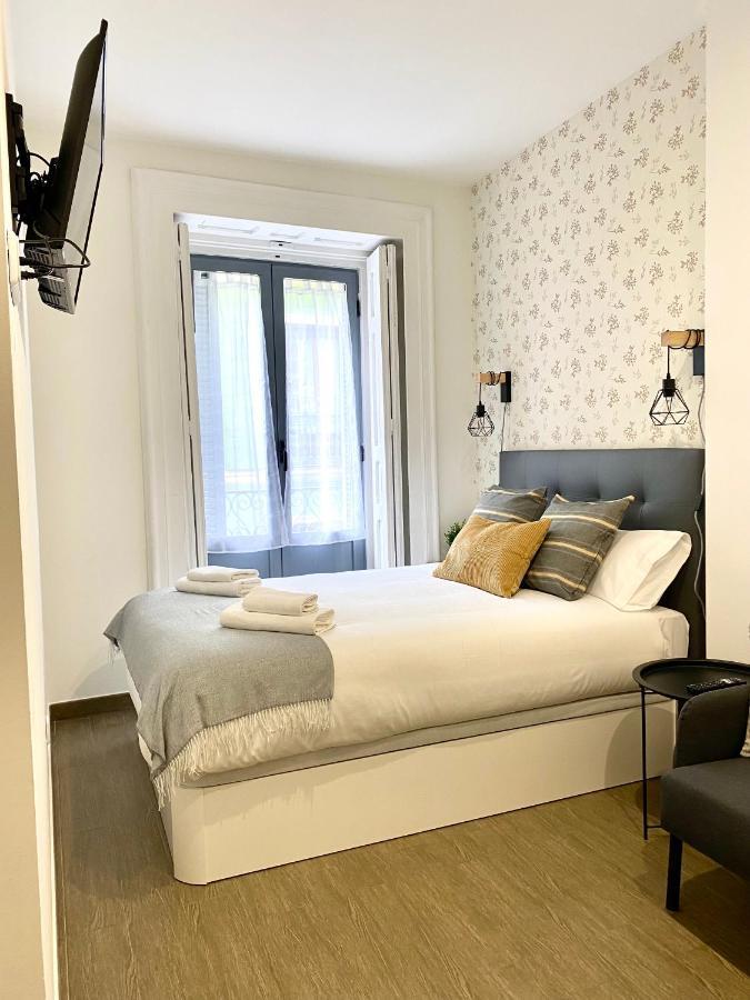 Apartamentos Fuencarral Madrid Exterior foto